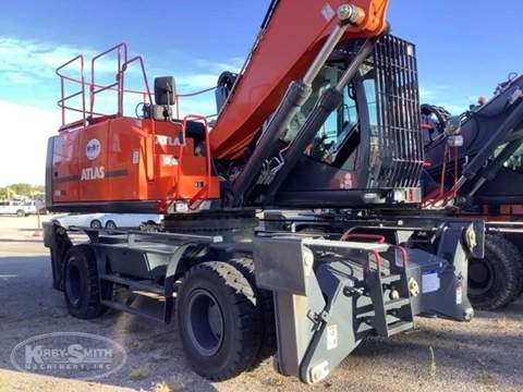 Used Material Handler